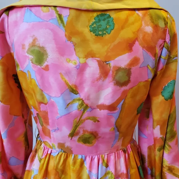 Vintage Dress - Picture 13 of 15